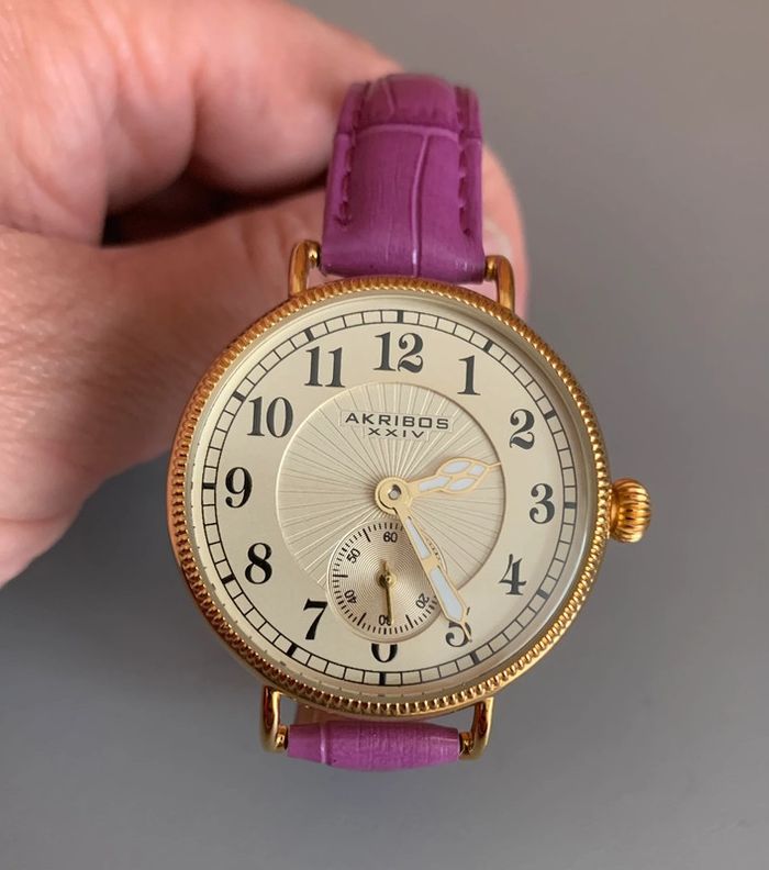 Montre Akribos XXIV