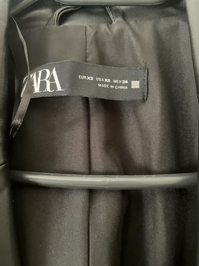 Zara Veste blazer mi-long en similicuir ceinturée taille XS - photo numéro 13