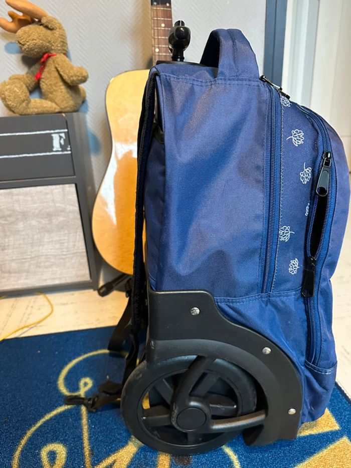 Sac a dos à roulettes - photo numéro 3