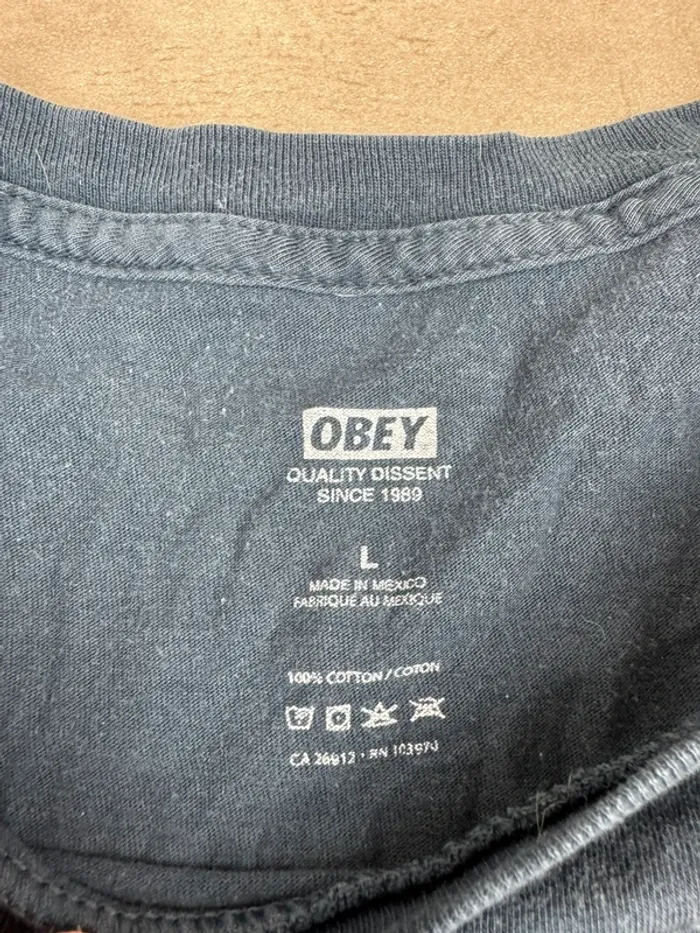 T-shirt Obey Bleu Marine Taille L - photo numéro 7