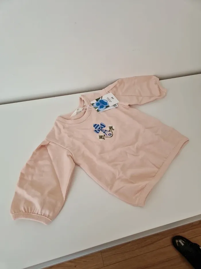 Sweet rose fleur brodé 9-12mois neuve H&M Georgia Beaumont - photo numéro 6