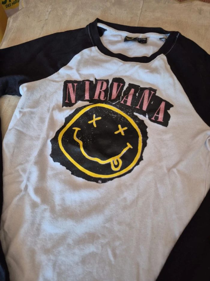 Pull fin nirvana - photo numéro 2