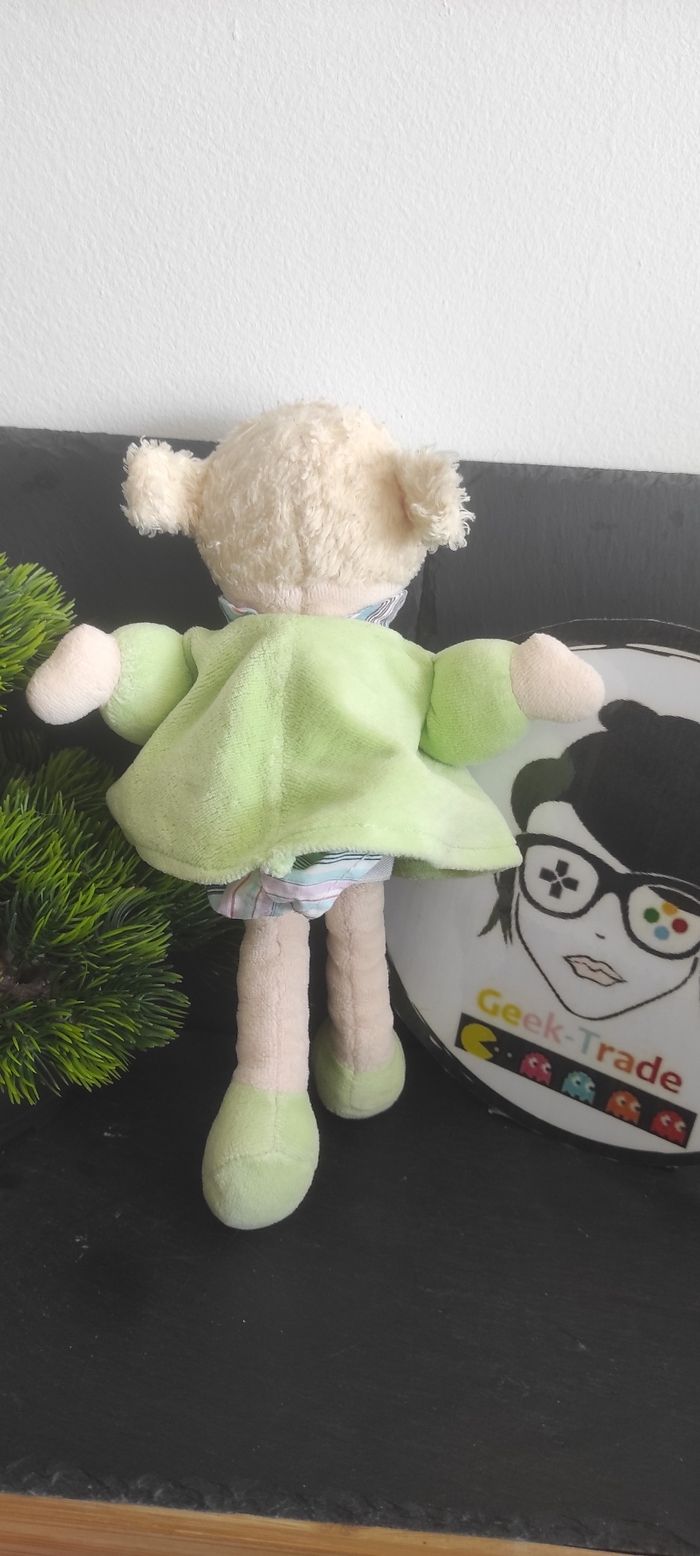 doudou poupée blonde nounours Peluche cheveux blond vert bleu Robe Beige rayé - photo numéro 2