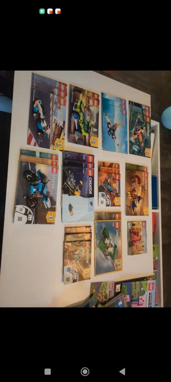 Lot de 11 notices Lego creator
