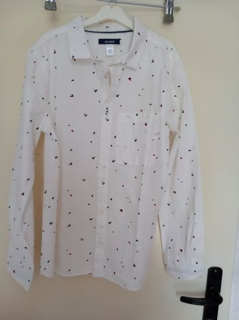 Chemise blanche à motif garçon Taille 10 ans