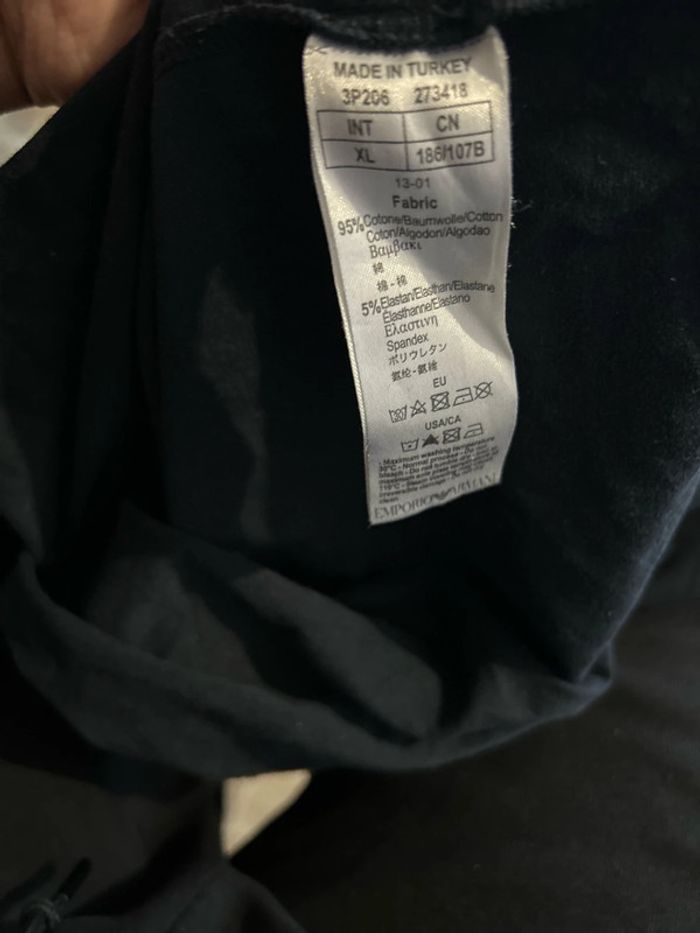 T-shirt col v léger EA7 Emporio Armani. - photo numéro 7