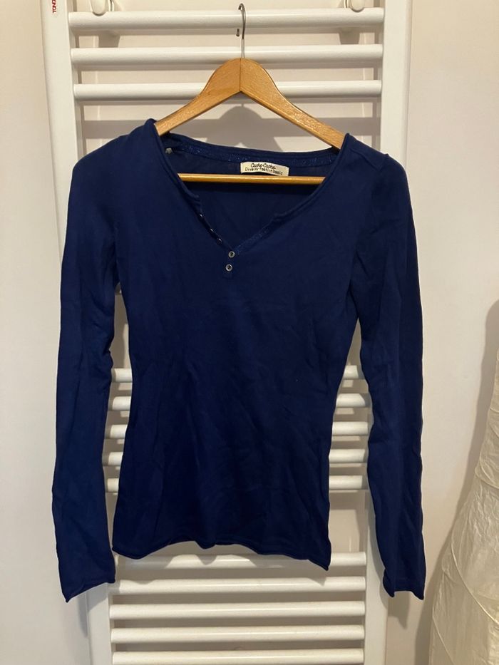 Pull bleu indigo