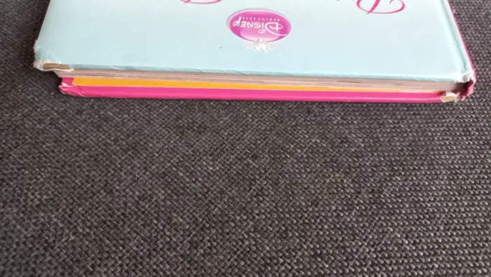 Livre histoires de princesse Disney. Princesses bijoux - photo numéro 8