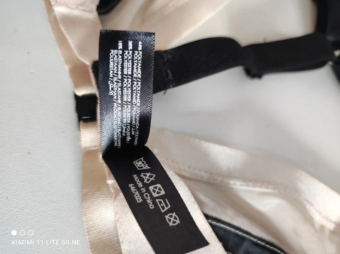 Soutien gorge Undiz triangle sans armatures sans coque fermeture devant taille EUR75C Fr90C IT3C - photo numéro 9