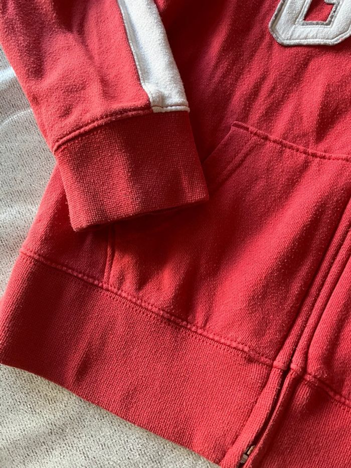 Gilet zippé à capuche Gap corail – Taille 10 ans – Très bon état - photo numéro 2