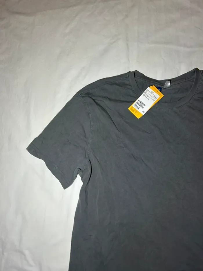 T-shirt gris h&m - photo numéro 3