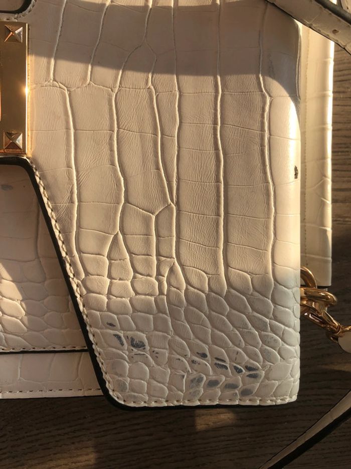 Sac blanc croco effet luxe - Tendance & Chic - photo numéro 3