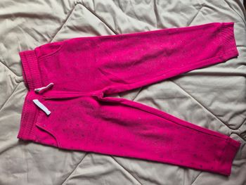Pantalon épais rose  5 ans fille 3.50€