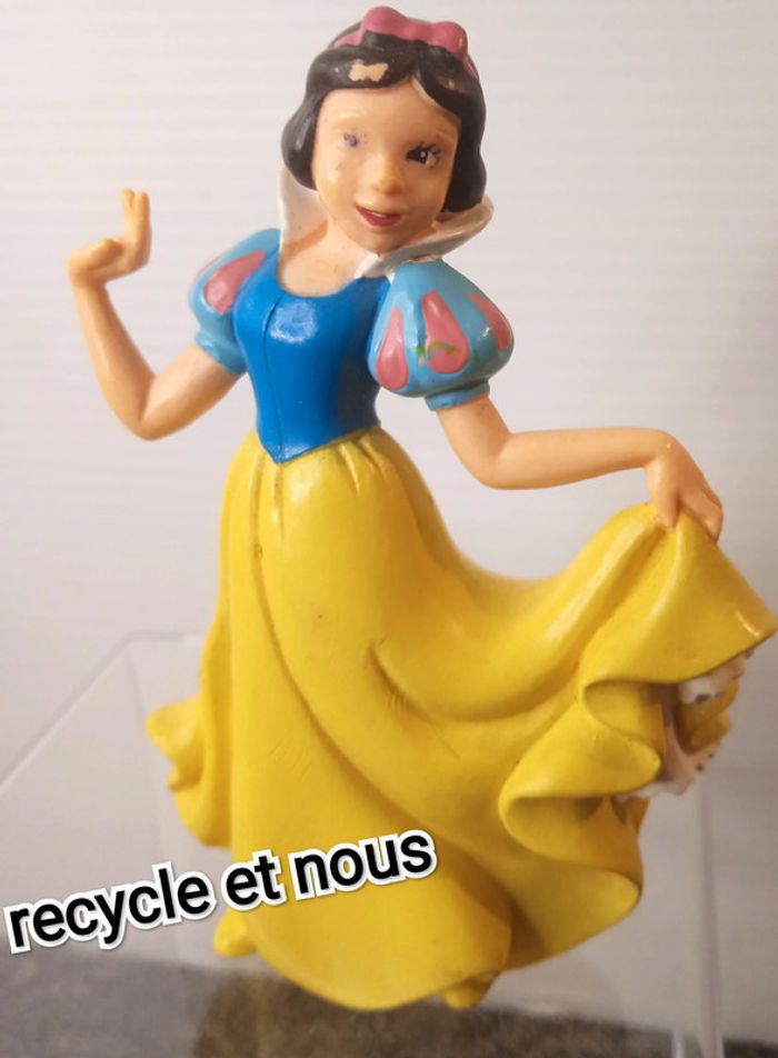 figurine vintage blanche neige '' bully