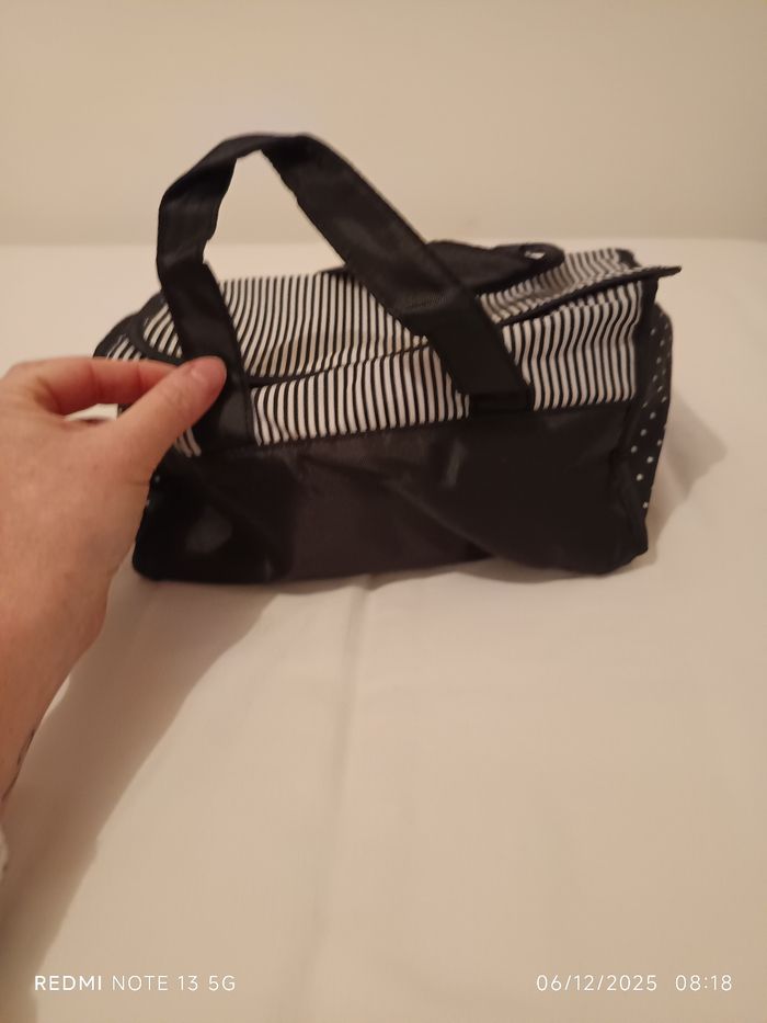 Trousse de toilette/maquillage Agnès B. - photo numéro 2