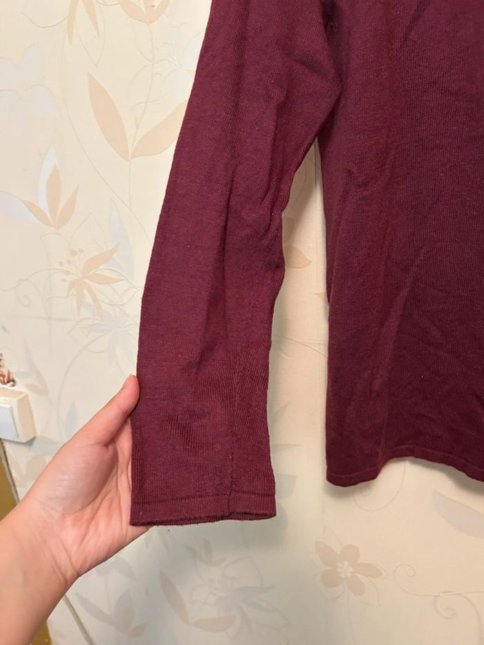 Petit pull bordeaux boutons brillants au dos - photo numéro 4