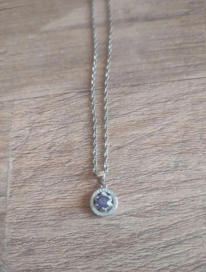 Collier jewelcandle neuf