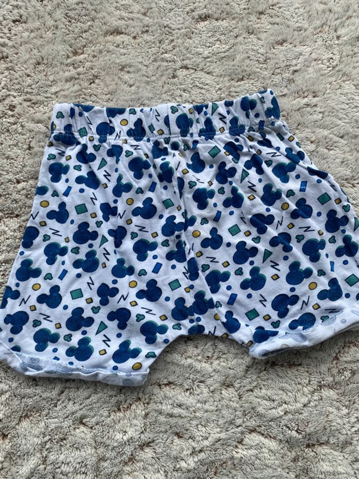 Petit short 18 mois 81 cm Disney Baby Mickey 🐭 - photo numéro 2