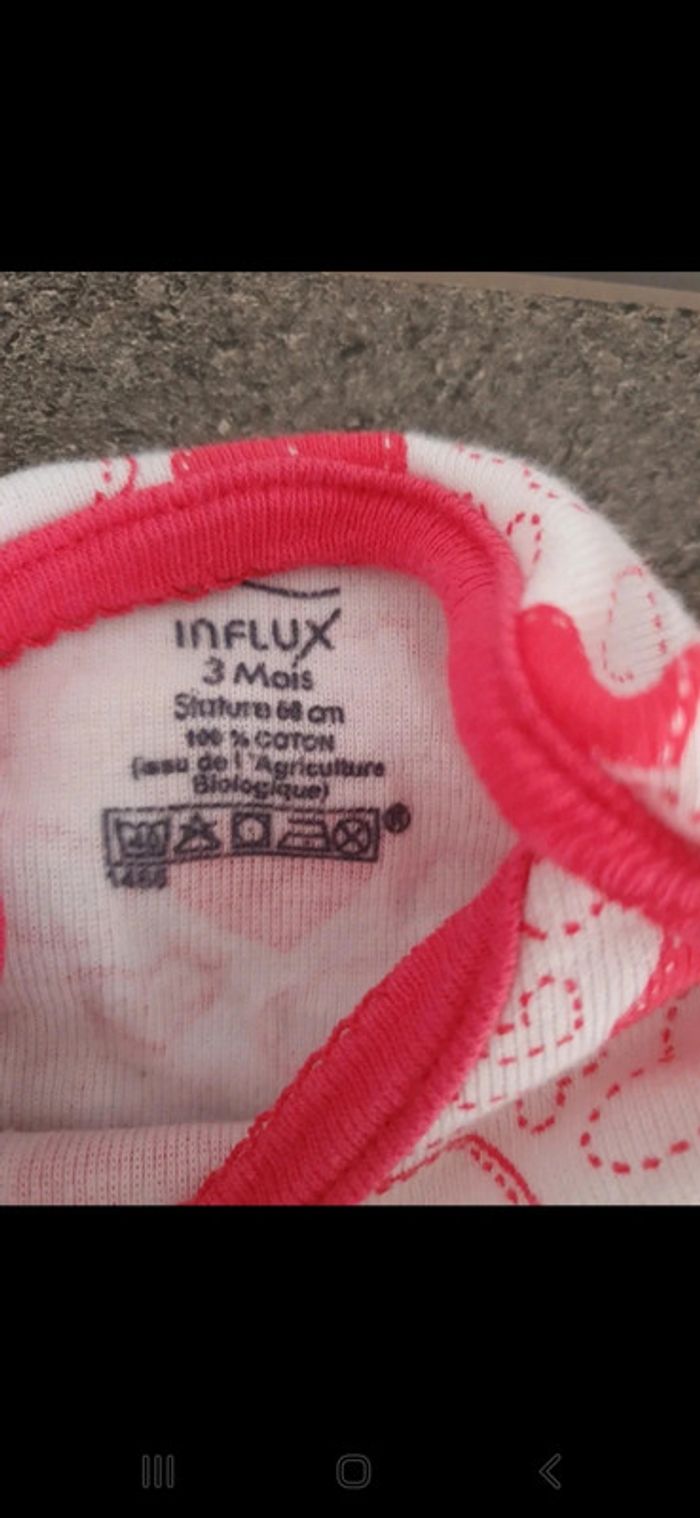 Lot de 3 bodys manches courtes. - photo numéro 3