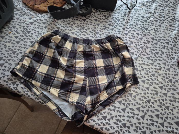 Short pyjama