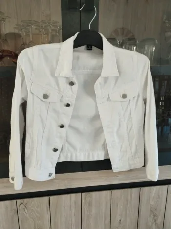 Veste blanche en jean - filles - 9 ans
