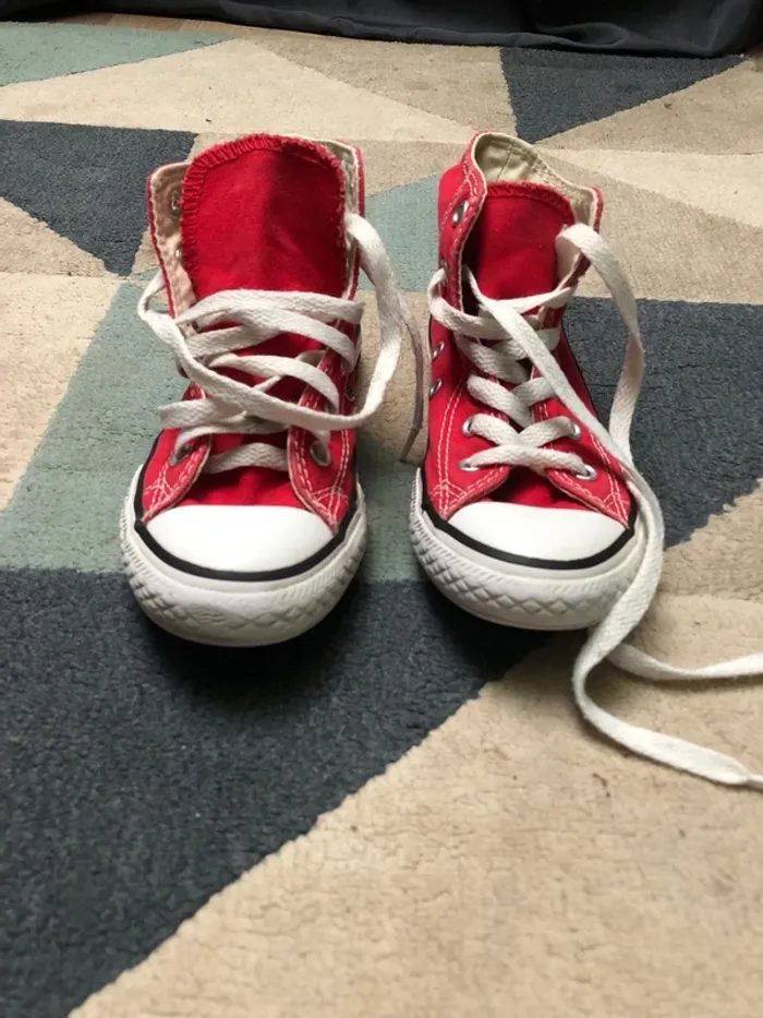 Converse rouge - photo numéro 2