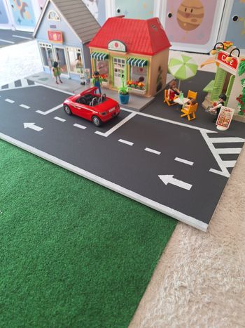 Route playmobil avec parking 