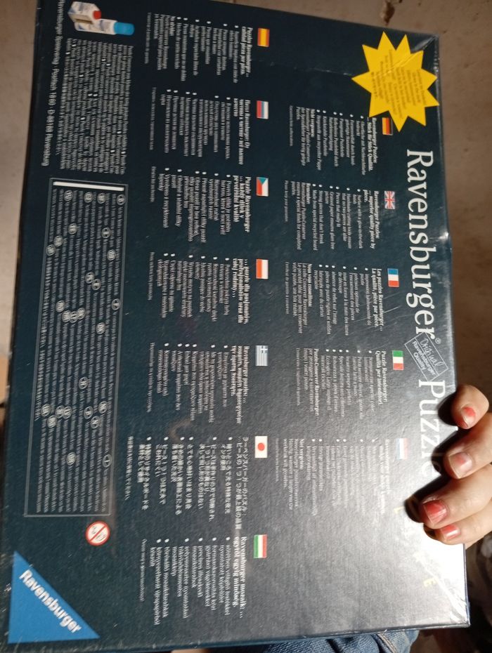 Puzzle fee sur une feuille - photo numéro 2