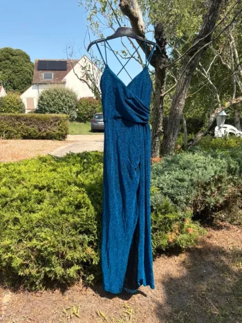 Robe longue à paillettes