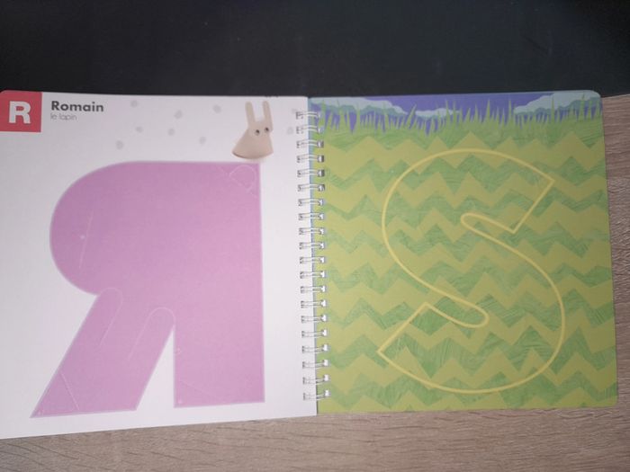 livre alphabêtes - 26 lettres prédécoupées à plier - photo numéro 4