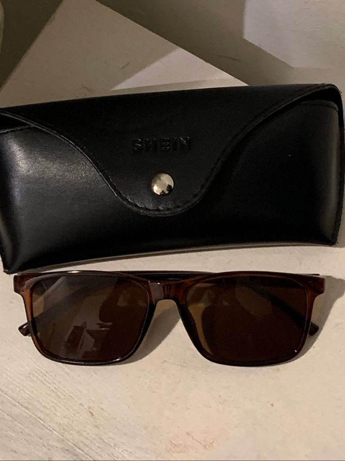 Lunettes solaires SHEIN - photo numéro 2