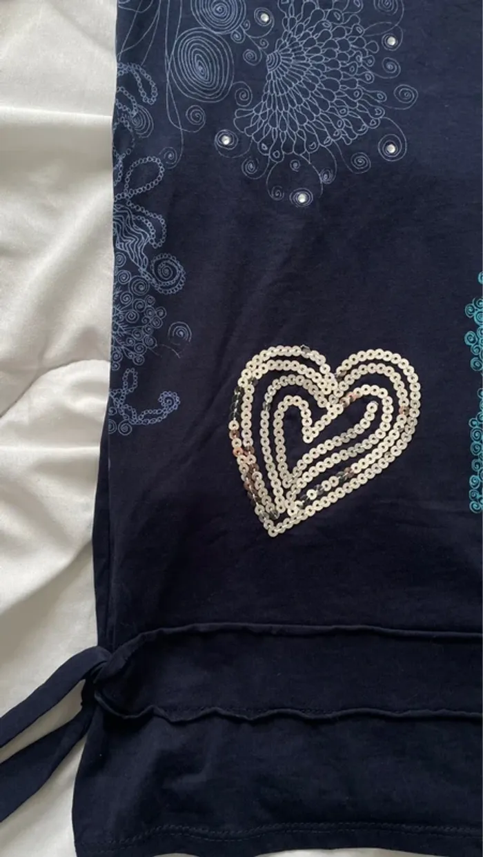 Haut desigual 13/14 ans - photo numéro 4