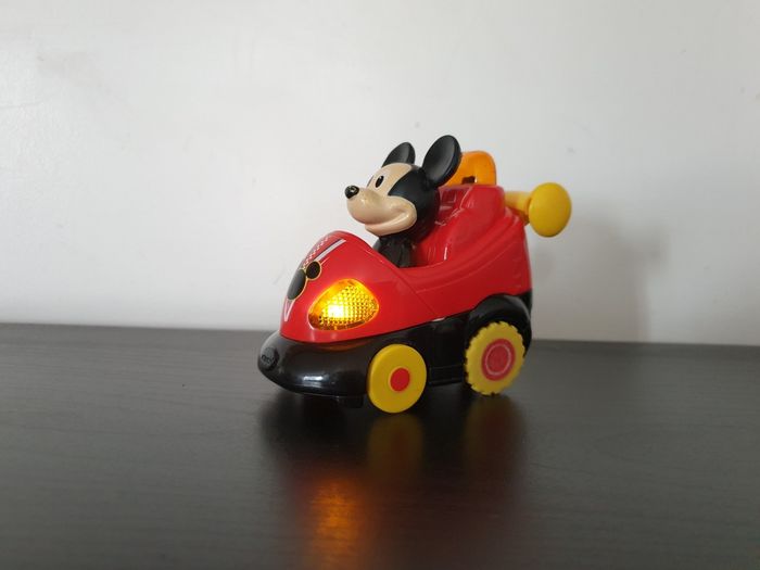 Tut tut bolide Disney "La magi voiture télécommandée de Mickey" VTech - photo numéro 7