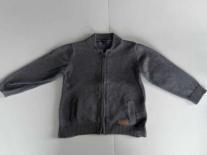 Gilet gris zippé 4 ans - photo numéro 3