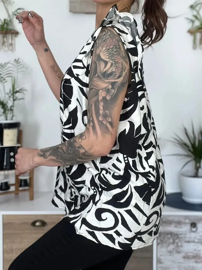 SOLDE Blouse sans manches taille 4; taille 48 - Christy ( spécialiste grande taille)  - neuf - photo numéro 4