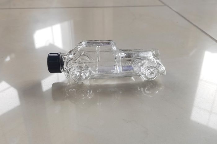 Voiture collection bouteille - photo numéro 2