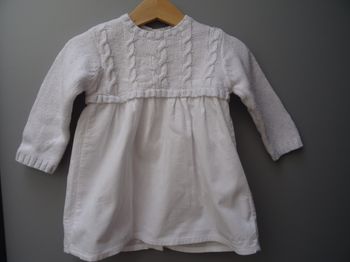 Robe blanche à manches longues