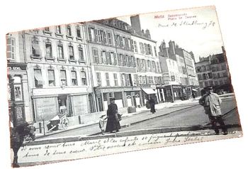Carte postale ancienne Metz (Moselle) Place Saint-Jacques