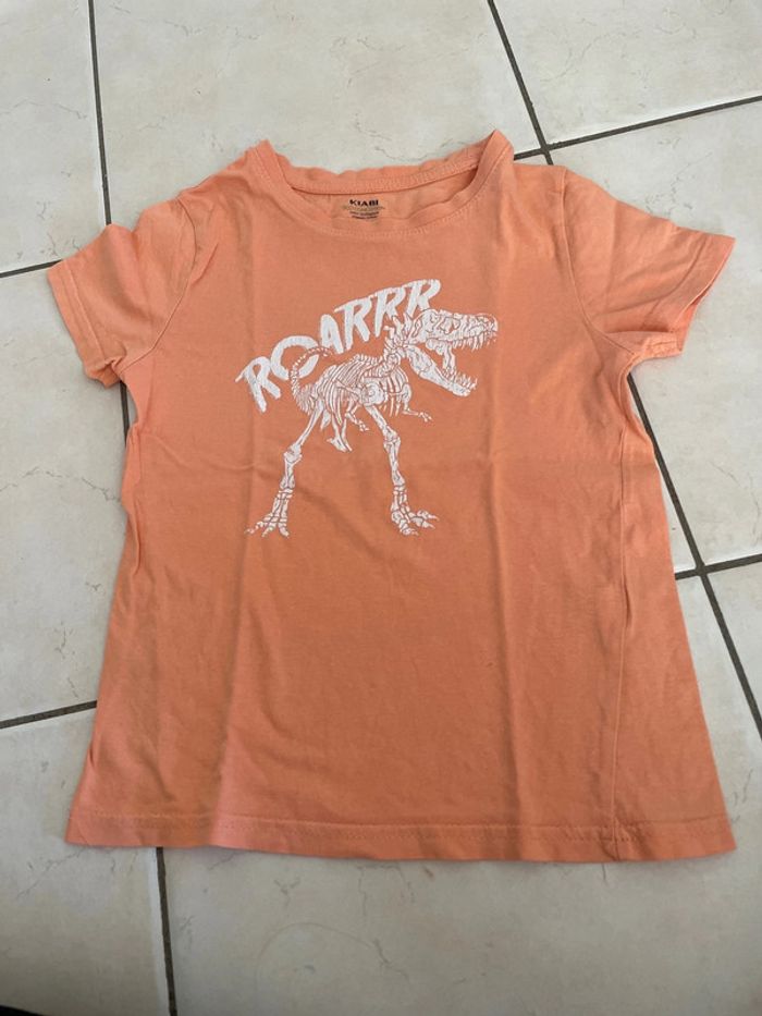 T shirt dinosaure