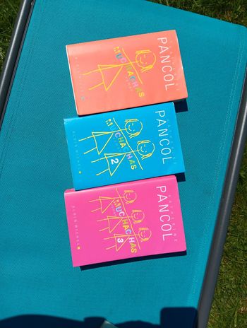 Muchachas les 3 volumes