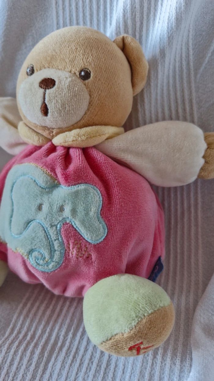 Ourson boule rose avec Éléphant Kaloo - photo numéro 2