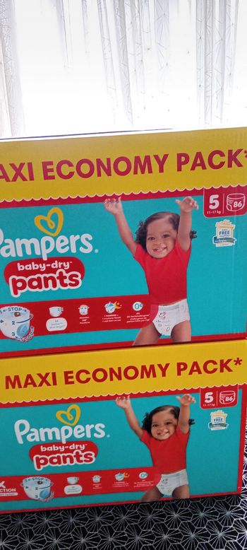 2 paquet de Couche culotte Pampers taille 5