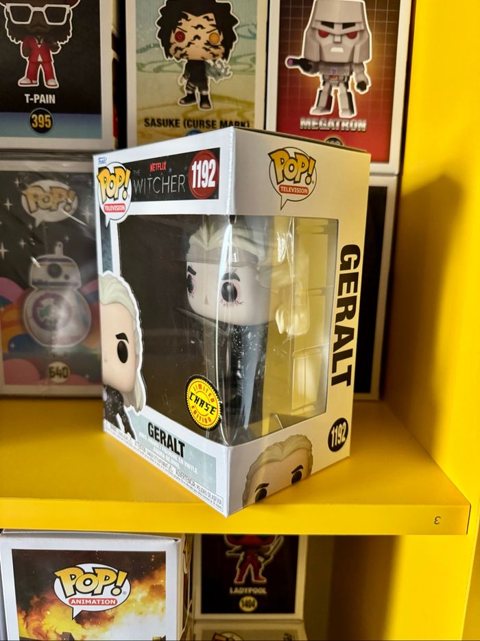 Funko Pop! Movies 1192 - Netflix The Witcher - Geralt - Limited Edition Chase - photo numéro 2