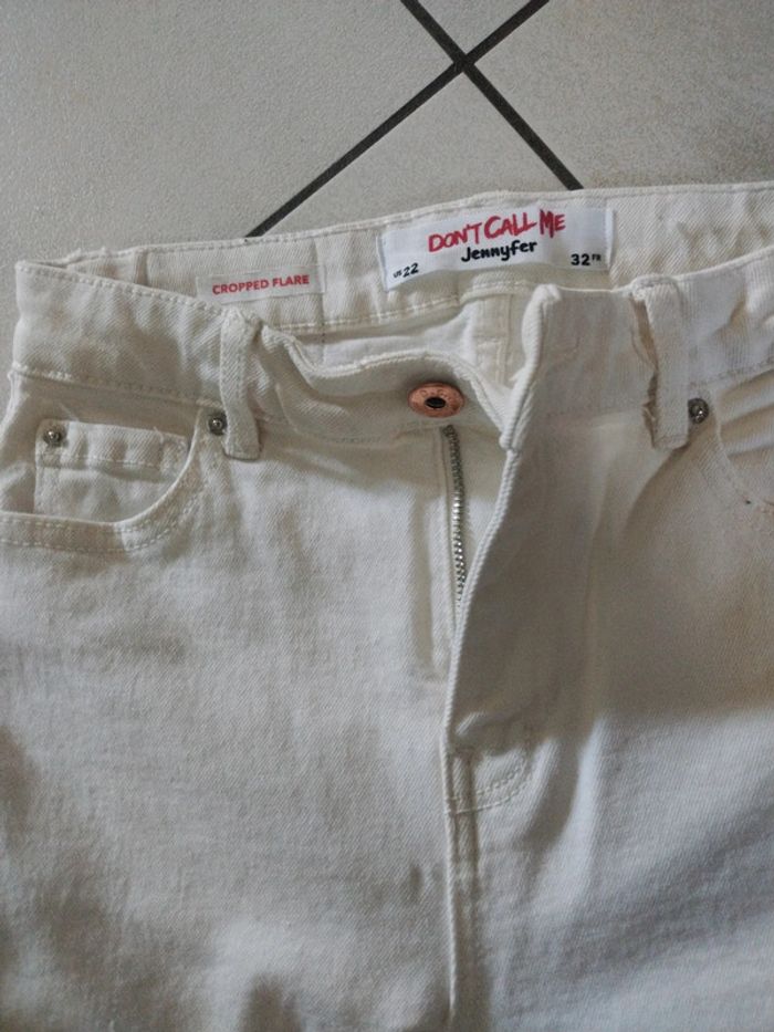 Jeans Cropped Flare blanc Jennyfer taille 32 - photo numéro 2