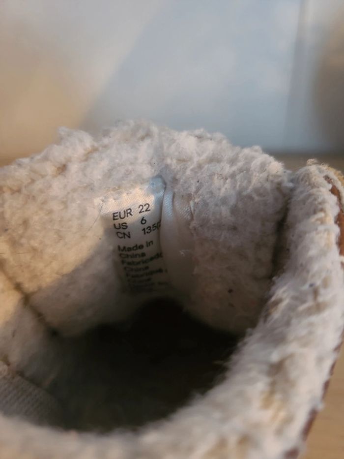 Chaussures taille 22 - photo numéro 6