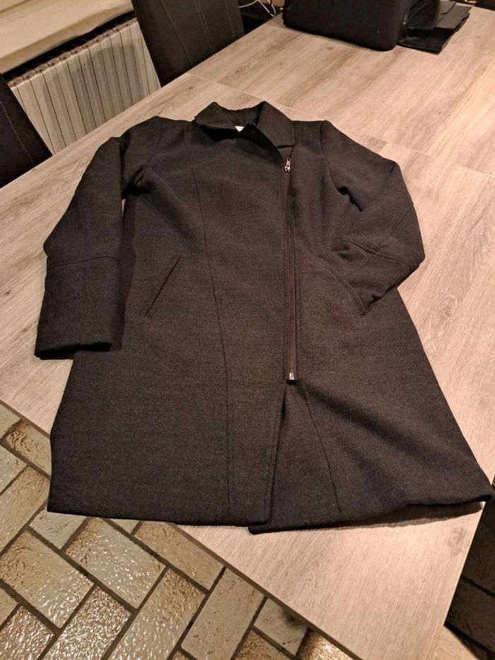Manteau kiabi taille 38 neuf