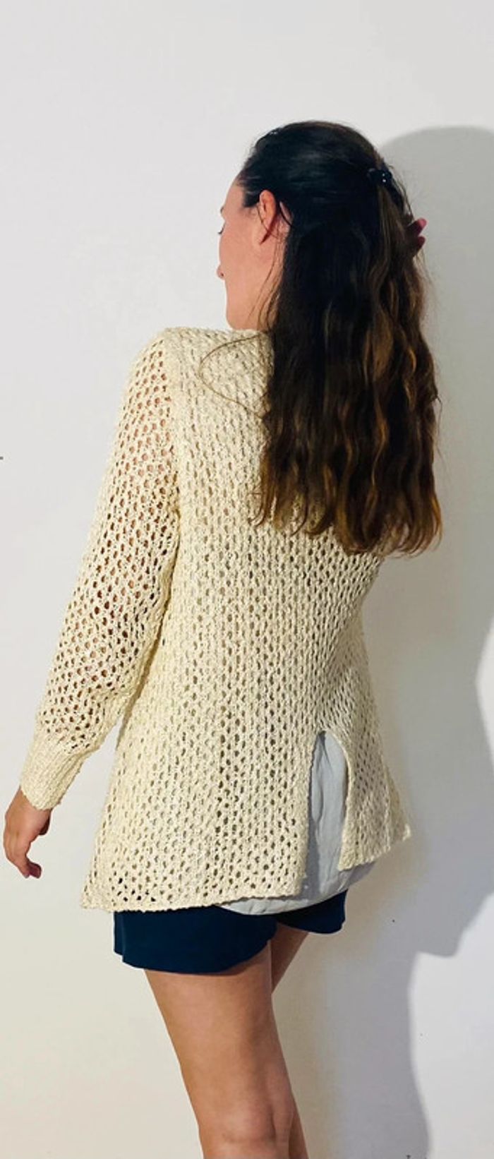 Pull blanc avec lisere dore M - photo numéro 4