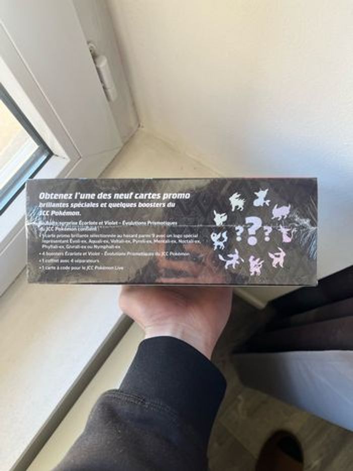 Pokémon - Boîte Surprise (EV 8.5 Évolutions Prismatiques) - photo numéro 4