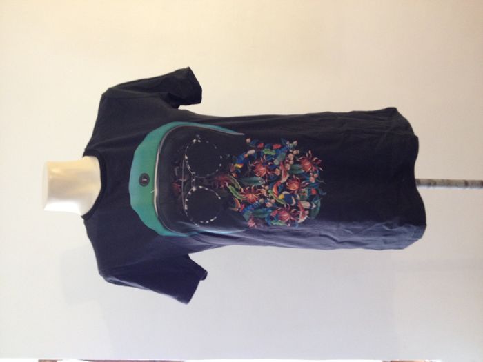 T shirt imprimé fantaisie ✧ manches courtes ✧ look masculin ✧ taille 36 ✧ le temps des cerises - photo numéro 2
