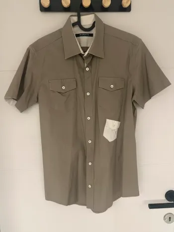 Chemise Bugatti – Manches courtes – Kaki avec poches